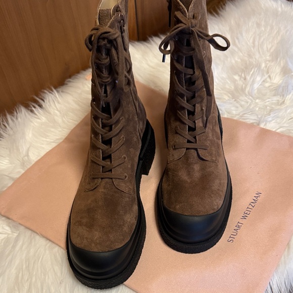 Stuart Weitzman Brown Lace-Up Suede Boots - Picture 3 of 12
